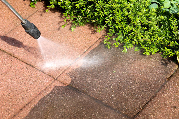 Best Concrete Pressure Washing  in Raymond, WI